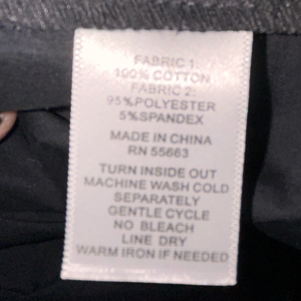 Nicole Miller
Black Sleeveless Dress - Picture 6 of 6